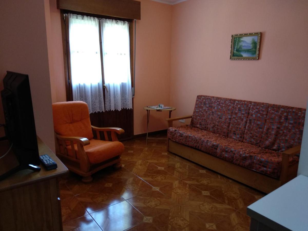 Apartamentos Rurales Pernús Colunga Bagian luar foto